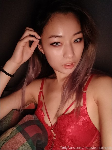 Meowieantoinette star sex picture