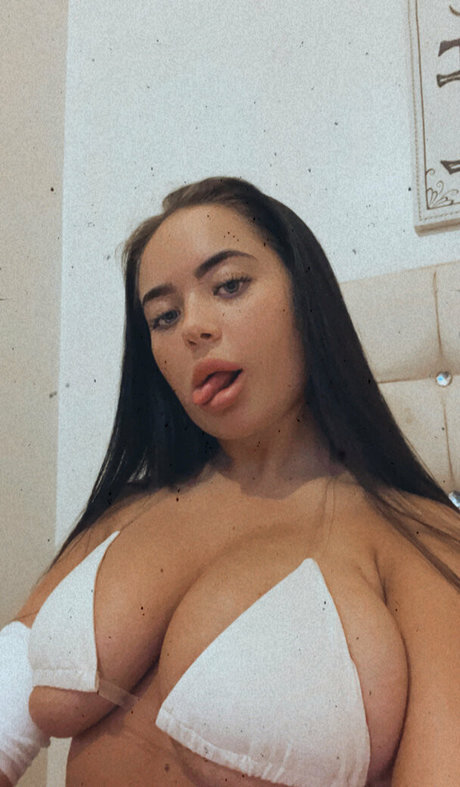 deepthroat princess onlyfans hot naked picture
