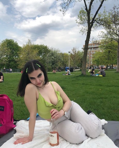 teen young onlyfans sexy naked galleries