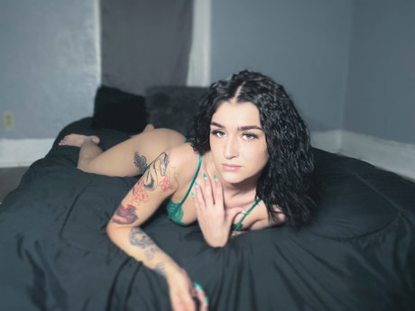 CreamQueen xxx actress galleries