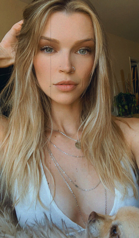 lesbian massage onlyfans art nude img