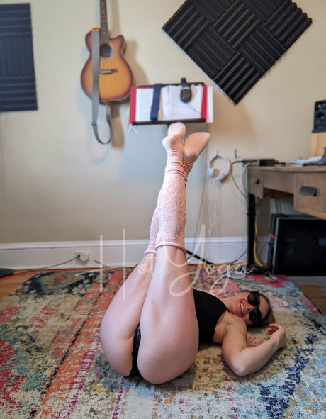 hotyoga sex model archive