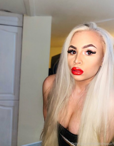 britishsquirt model xxx archive