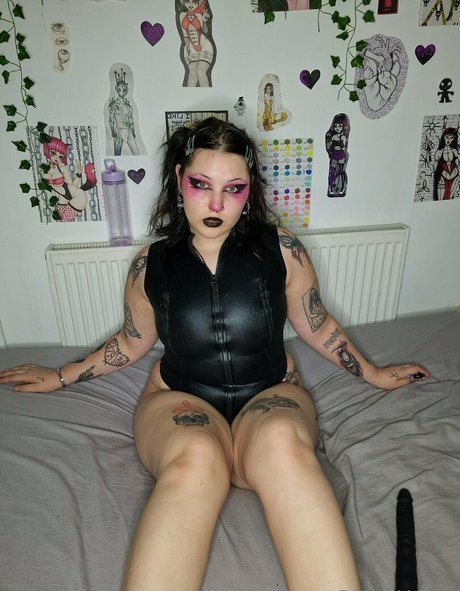 mature fake tits onlyfans free naked picture