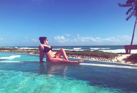 Emily H Barry beautiful actress archive