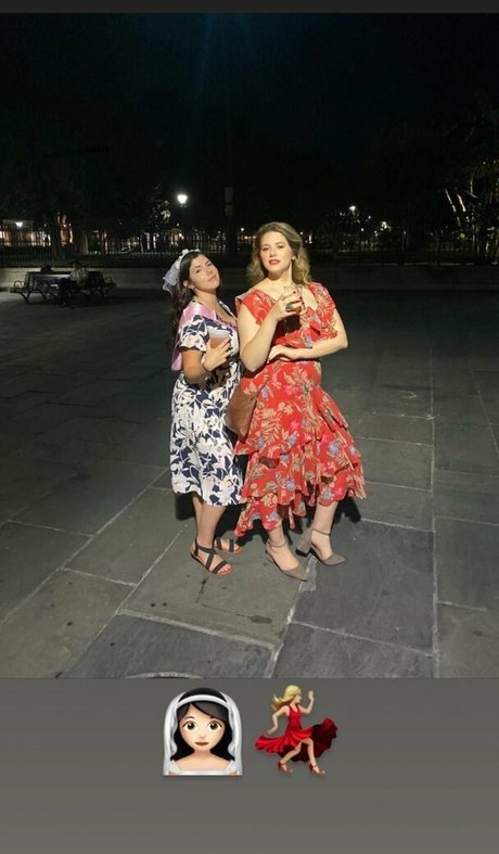 gloryhole wife onlyfans sexy xxx picture