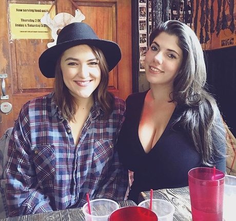 Emily H Barry porn star photo