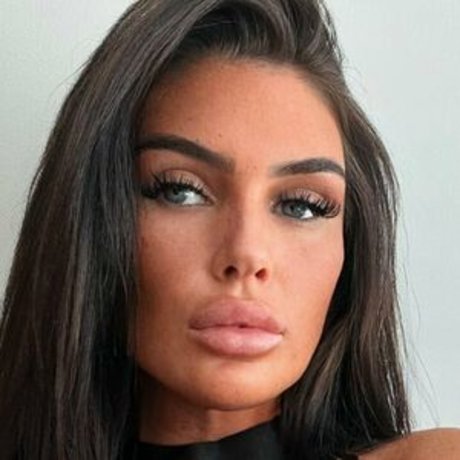 chalieparkes free model pic