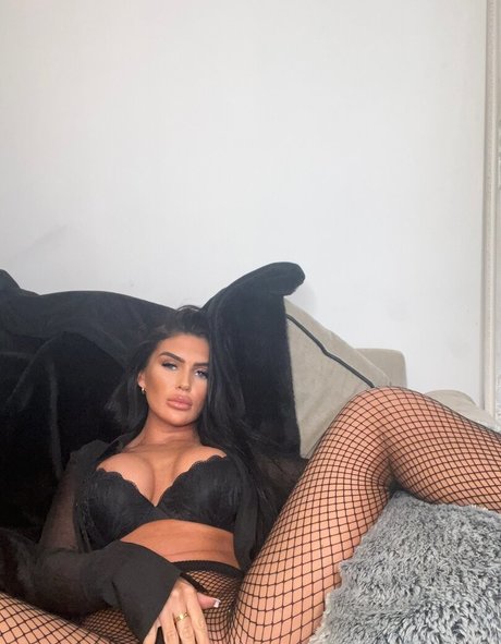 chalieparkes exclusive star pic