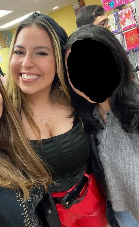 curvy shemale onlyfans sexy naked galleries