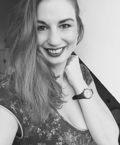 fuzyfruzsina naked pornstar pics