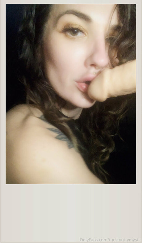 small onlyfans adult photos