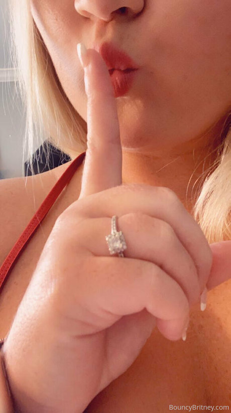 bbfans model pornographic image