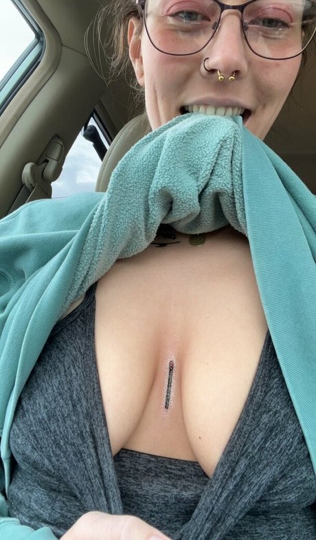 Laaavlemonde star erotic pic