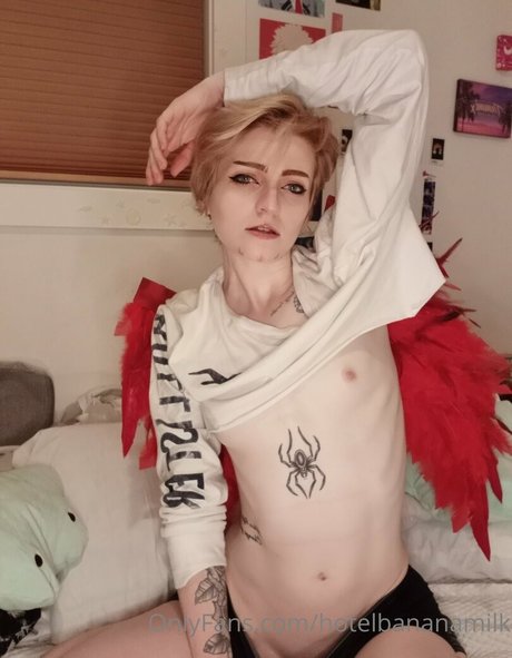 hotelbananamilk model best pics