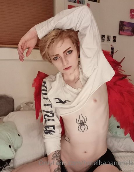 hotelbananamilk hot star photo