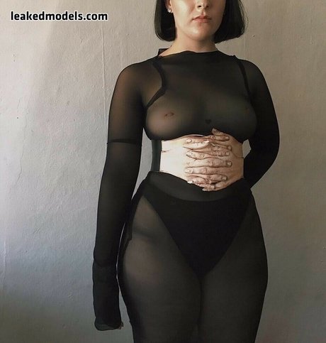 sadgalbri model free pics