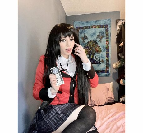 alienonearth nude actress img