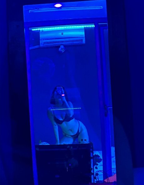 teen natural tits onlyfans hot sex photo