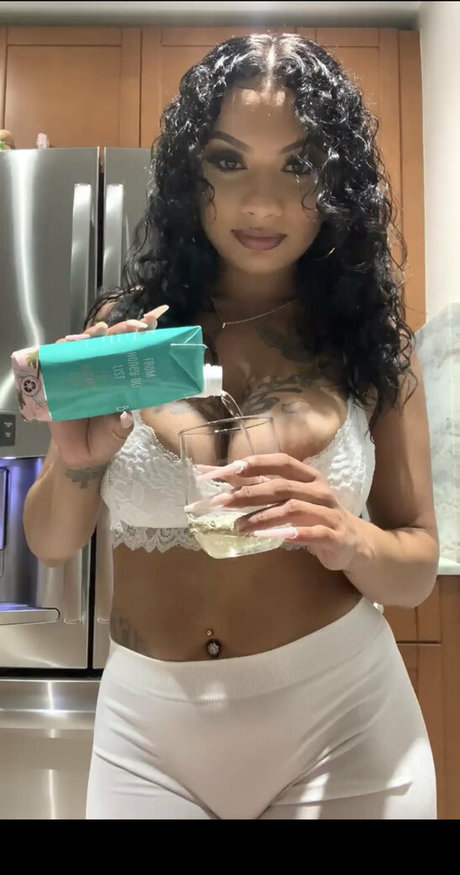 mirror onlyfans adult photos