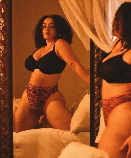 Riana Dejesus hd star images