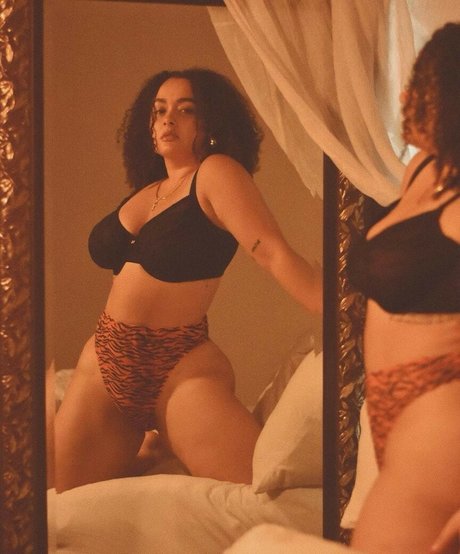 Riana Dejesus pornstar xxx img