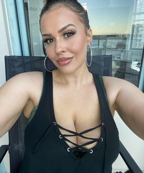 Gia Blaze erotic pornstar images