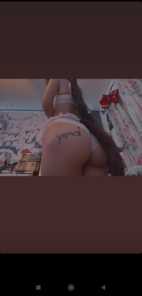 milkys cos sex actress image