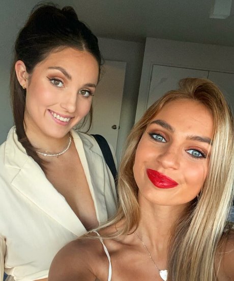 Amber Lee Lockhart exclusive actress photo