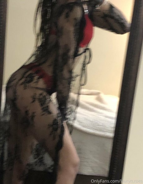 lauryn roes naked star pics