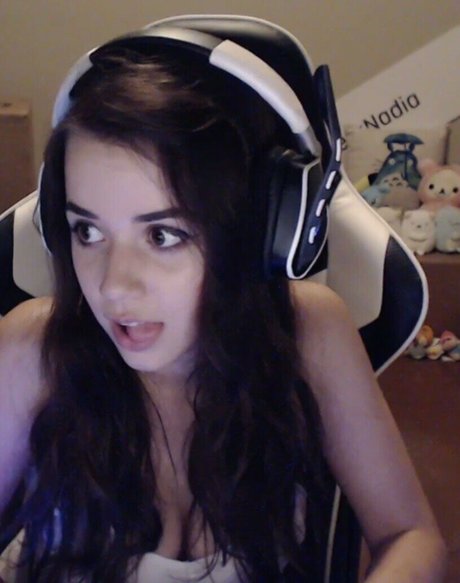 free asian onlyfans sexy nudes images