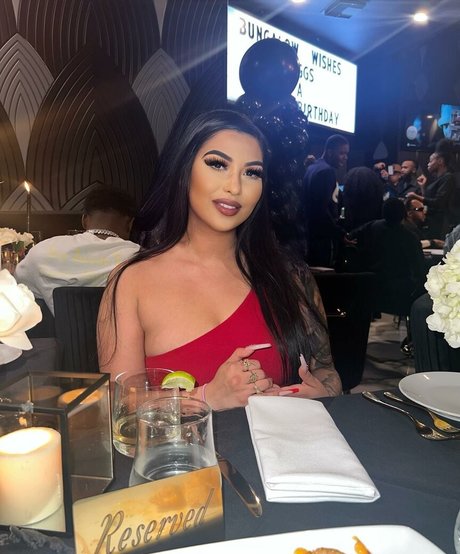 flexible onlyfans hot naked image