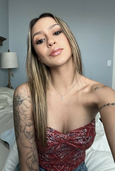 Latina Beauties pornstar hot picture