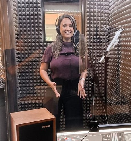 Rae Johnston Best Profile Photo