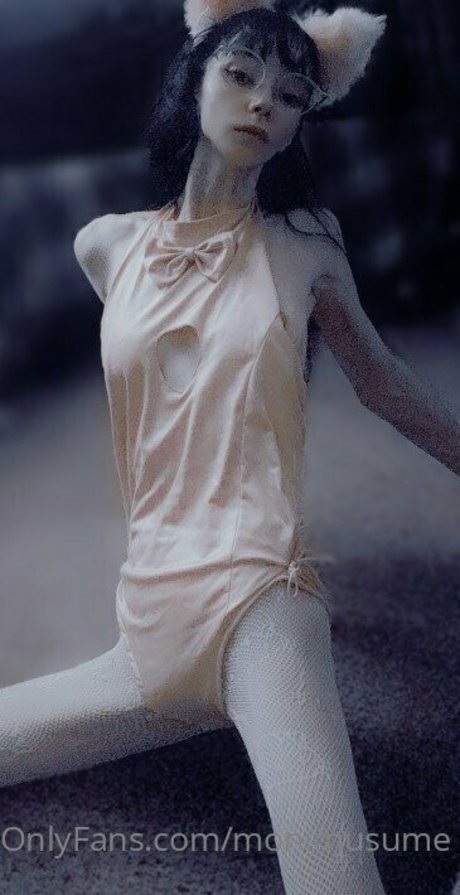 eating onlyfans adult picture