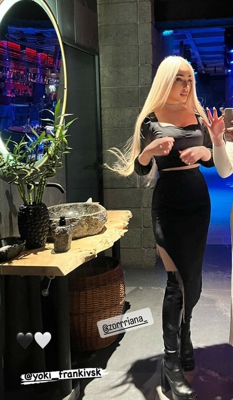 BlondieLana porn star image