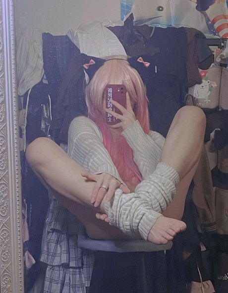 siokaratako model erotic photo