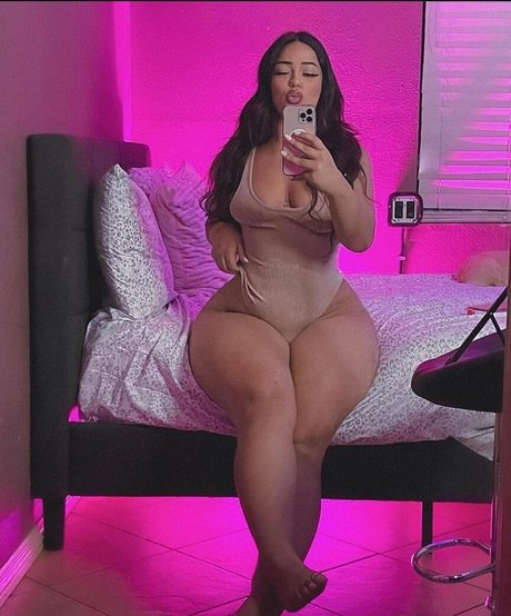 alesita xo pornstar nudes photos