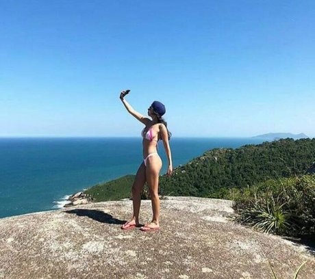 thick solo onlyfans pretty photo