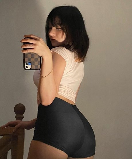 ivyyvon beautiful star pics