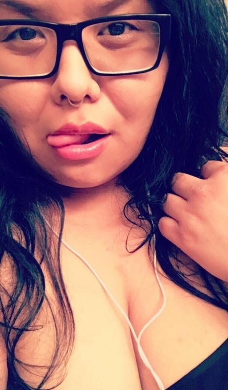 feet slave onlyfans pretty photos