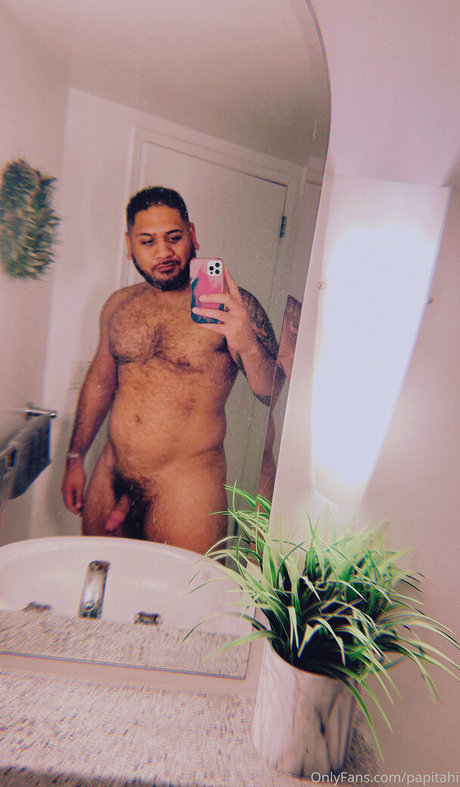 papitahi star nudes photos
