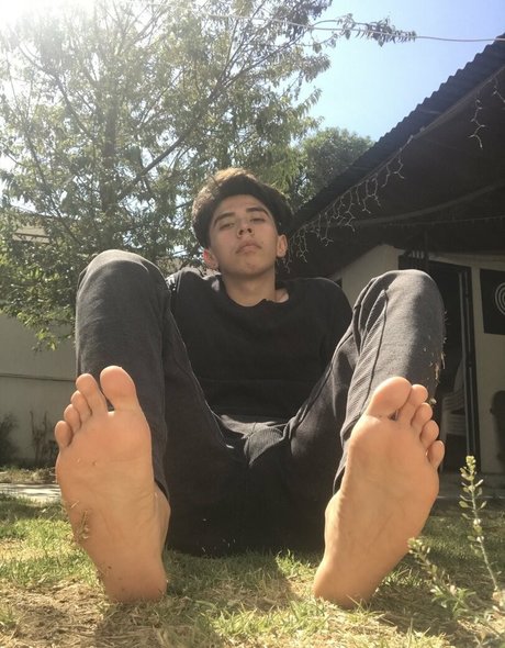 brunosaints_ xxx model pic