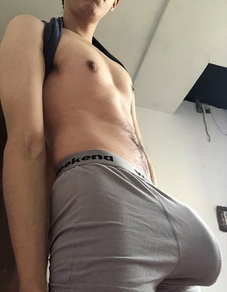 brunosaints_ naked actress photo