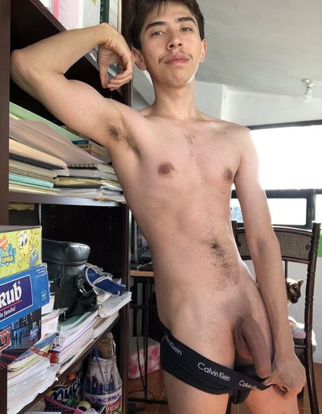 brunosaints_ erotic star image