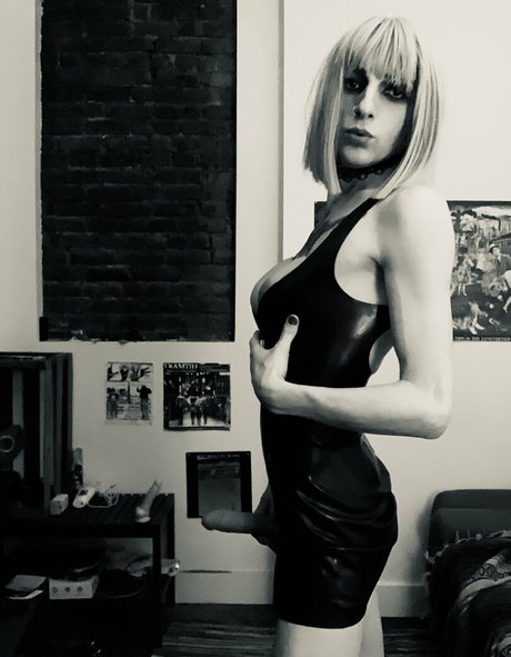 tsmonicamoon model images