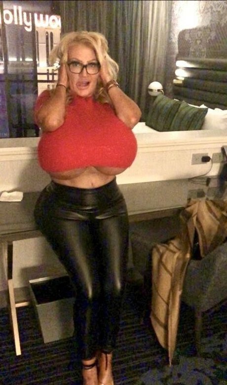 allegracolesworld pornstar perfect image