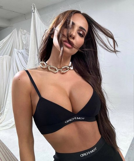 Nikoleta Lozanova star porn photo