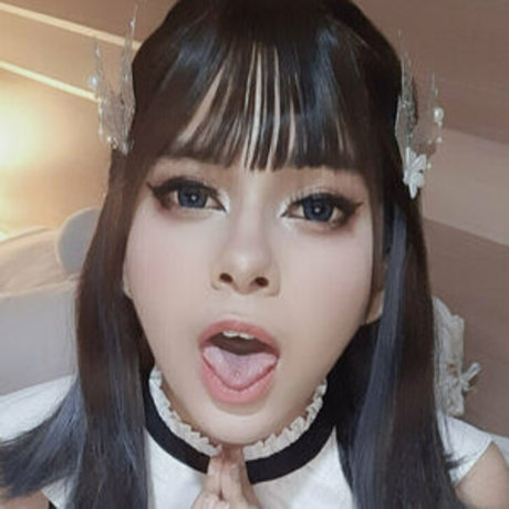 peachykellie sexy pornstar picture