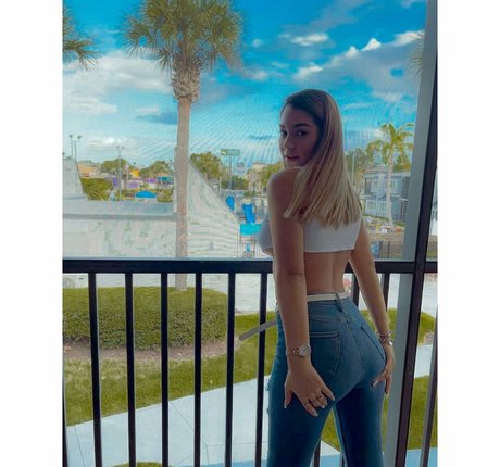 Dale08gc nudes pornstar pic